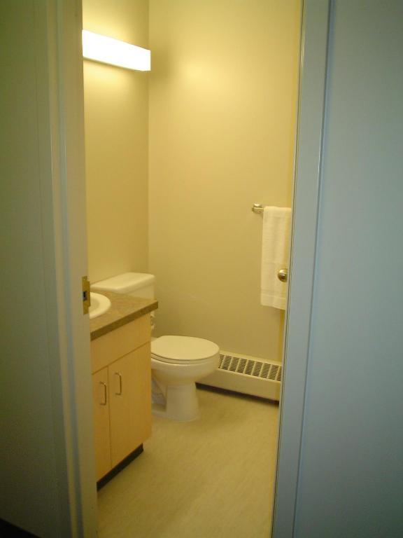 University Of Alberta - Accommodation Едмънтън Екстериор снимка